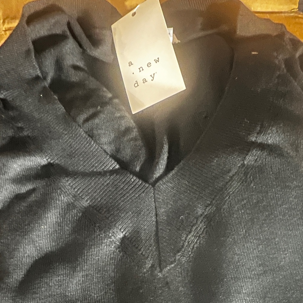 A New Day women V-Neck Sweater in Black thin and soft